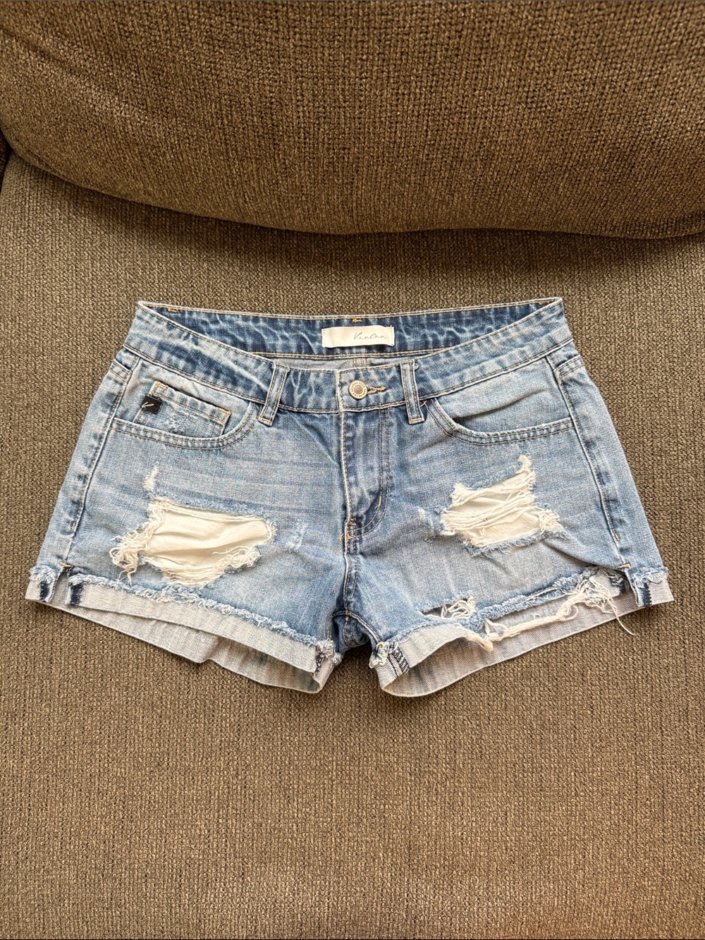 Vici Cutoff shorts